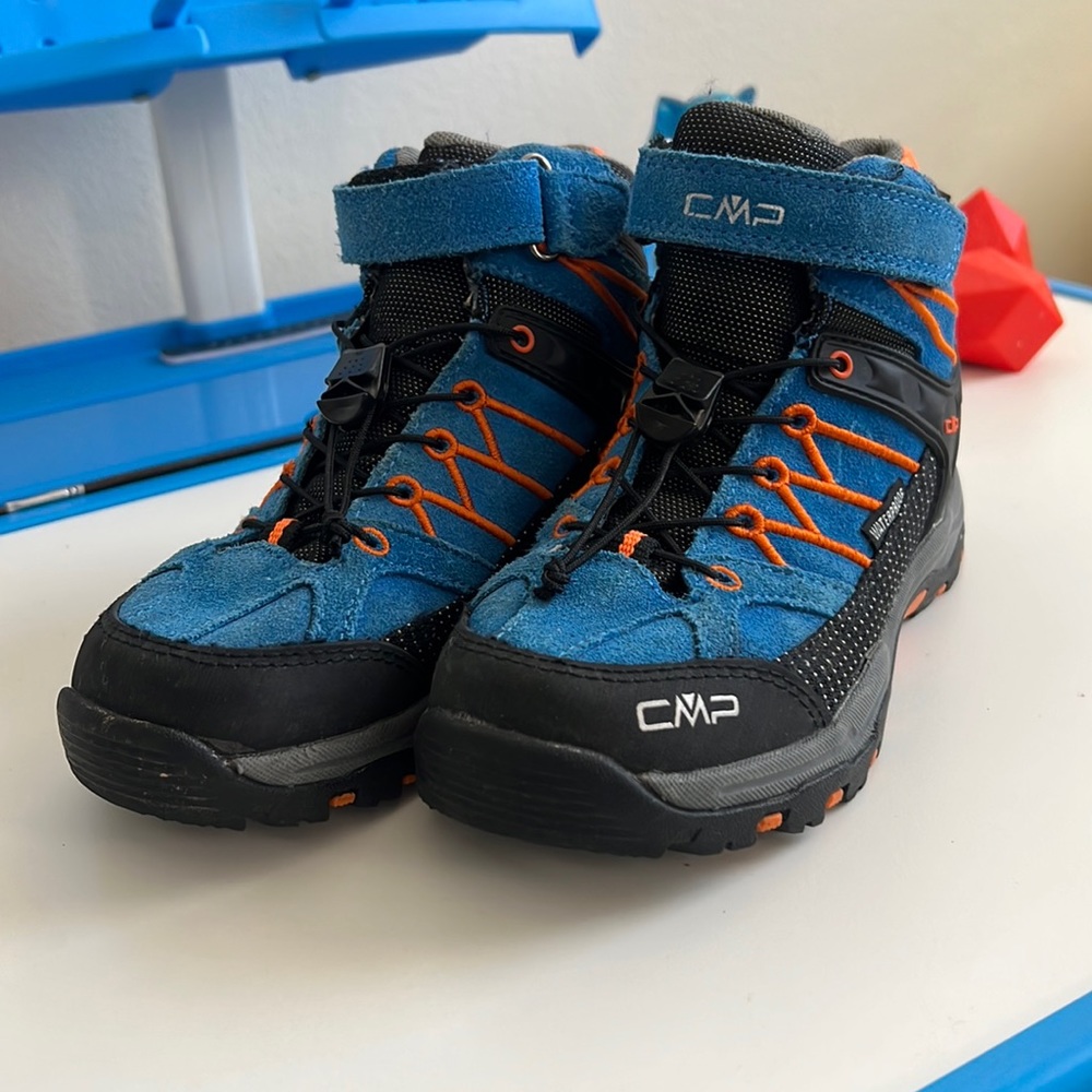 CMP,waterproof ,velcro,size 12,5 good condition
